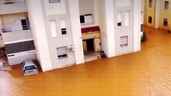 Улицы а затоплены после шторма Даниэль в Мардже, Ливия - Sputnik Ўзбекистон