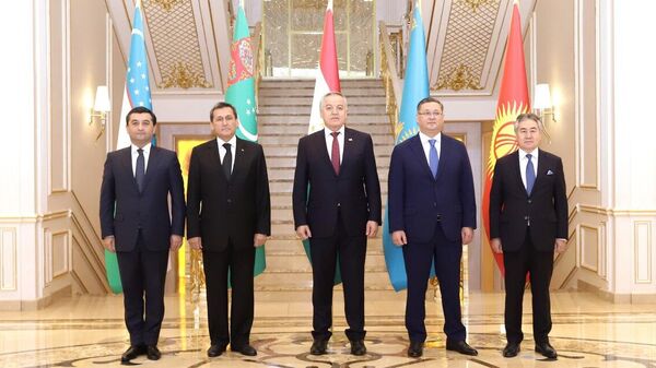Бахтиёр Саидов принял участие во встрече министров, прошедшей в Таджикистане. - Sputnik Узбекистан