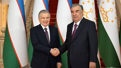 Встреча Шавката Мирзиёева и Эмомали Рахмона в Душанбе.