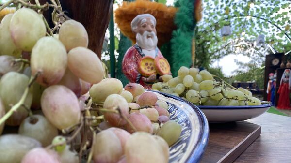 Фестиваль винограда и виноделия Узум сайли. - Sputnik Узбекистан