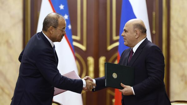 Премьер-министр РФ М. Мишустин провел заседание Совместной комиссии на уровне глав правительств России и Узбекистана - Sputnik Узбекистан