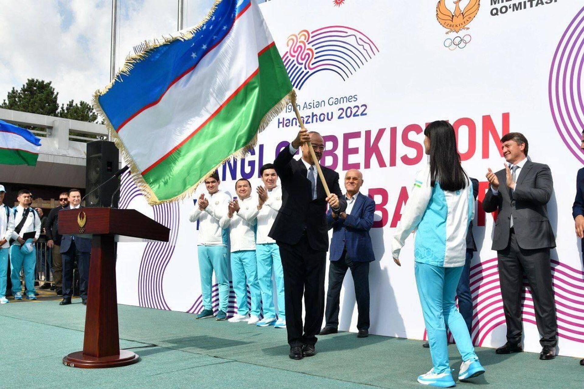 Делегация Узбекистана отправилась в Китай для участия в Азиатских играх Ханчжоу-2022  - Sputnik Ўзбекистон, 1920, 21.09.2023