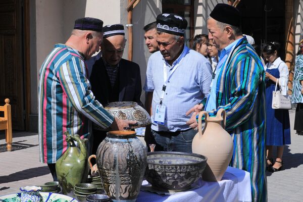 Международный форум гончаров в Риштане. - Sputnik Узбекистан