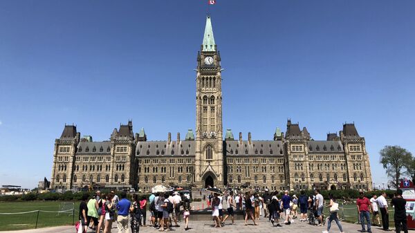 Kanada parlamenti binosi, arxiv surat - Sputnik O‘zbekiston