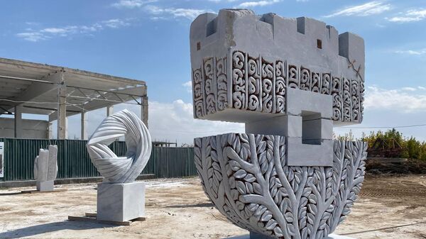 Уникальные скульптуры из мрамора создали в Ташкенте мастера из разных стран - Sputnik Ўзбекистон