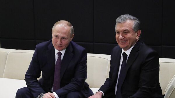 Рабочая поездка президента РФ В. Путина в Санкт-Петербург - Sputnik Узбекистан