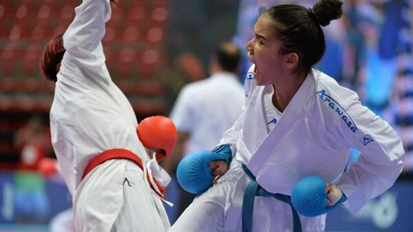 Севинч Рахимова завоевала золотую медаль по карате на XIX Азиатских играх в Ханчжоу. - Sputnik Узбекистан