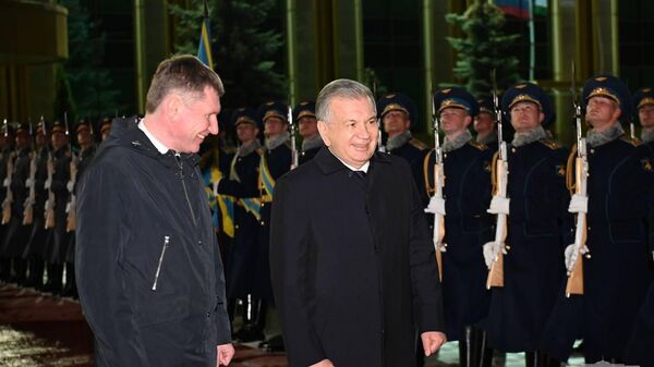 Президент Республики Узбекистан Шавкат Мирзиёев завершил официальный визит в Российскую Федерацию и отбыл в Ташкент. - Sputnik Узбекистан