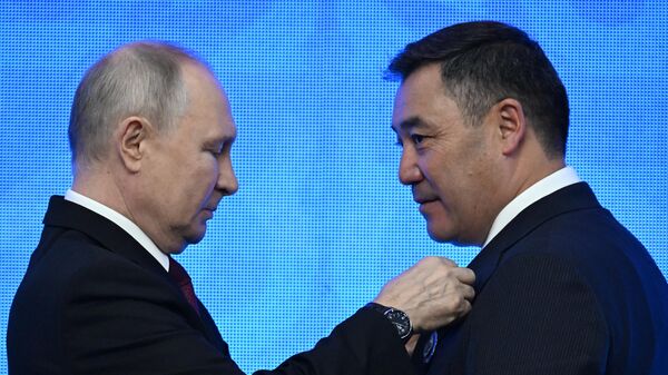 Визит президента РФ В. Путина в Киргизию - Sputnik Узбекистан