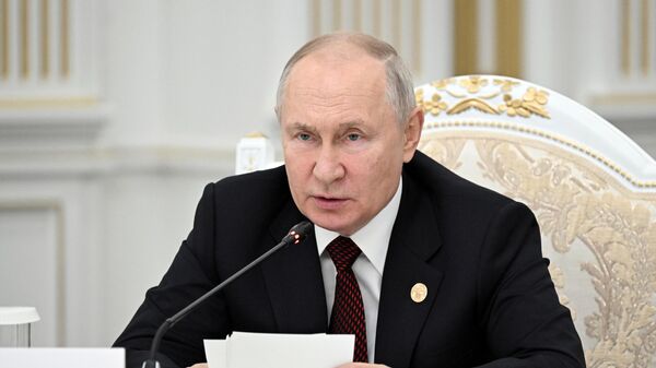 Vistuplenie Vladimira Putina na sammite SNG v uzkom formate. - Sputnik O‘zbekiston