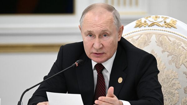 Официальный визит президента РФ В. Путина в Киргизию. День второй - Sputnik Узбекистан