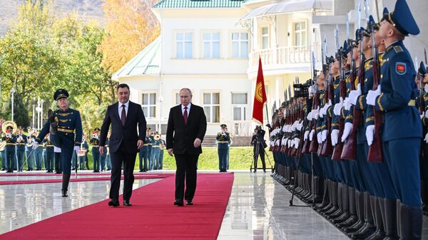 Визит президента РФ В. Путина в Киргизию - Sputnik Узбекистан
