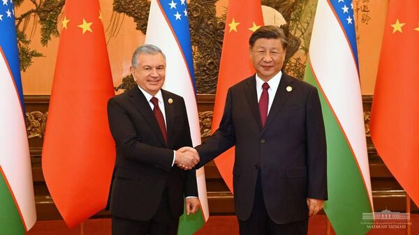 Шавкат Мирзиёев провел переговоры с Председателем Китайской Народной Республики Си Цзиньпином. - Sputnik Узбекистан