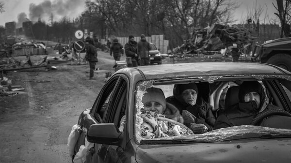 Работа из серии Зарево российского фотографа Алексея Орлова. Главные новости, серии, Гран-при - Sputnik Узбекистан