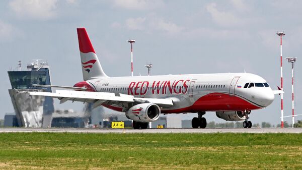 Самолет Airbus A-321 авиакомпании Red Wings. Архивное фото - Sputnik Узбекистан