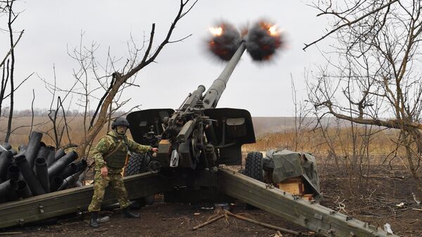Боевая работа артиллеристов в зоне СВО. Архивное фото - Sputnik Узбекистан