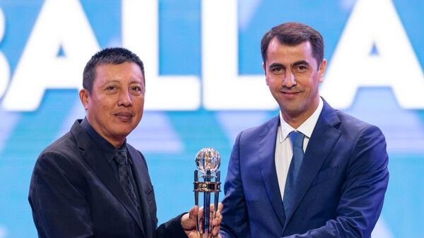 Ассоциация футбола Узбекистана победила в номинации Лучшая футбольная федерация года. - Sputnik Узбекистан