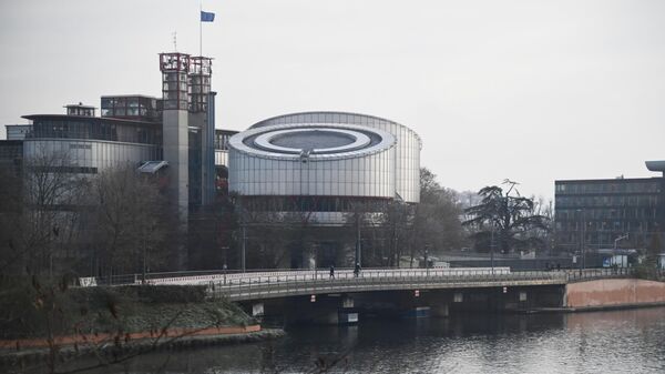 Здание Европарламента в Европейском квартале Страсбурга. - Sputnik Ўзбекистон