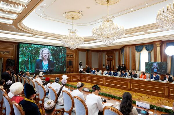 В Ташкенте прошёл Международный форум Дети и молодежь в действии — изменение климата в Центральной Азии. - Sputnik Узбекистан