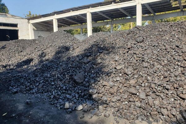 В Андижанской области разворовали уголь, предназначенный для населения. - Sputnik Ўзбекистон