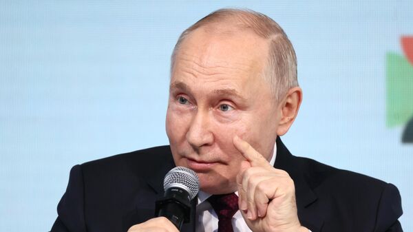 Президент РФ В. Путин. Архивное фото - Sputnik Ўзбекистон