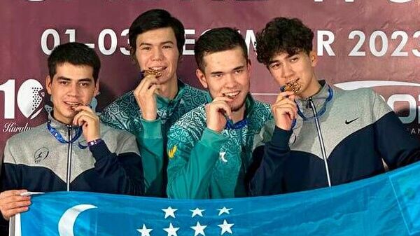 Узбекские фехтовальщики завоевали медали на этапе Кубка Мира по фехтованию (сабля) среди молодёжи. - Sputnik Узбекистан