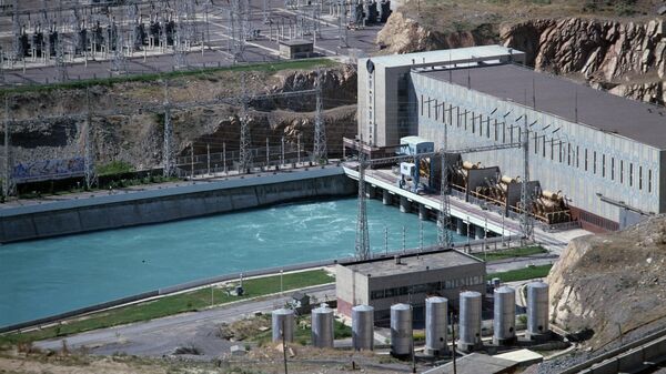 Чарвакская ГЭС в Узбекистане - Sputnik Узбекистан