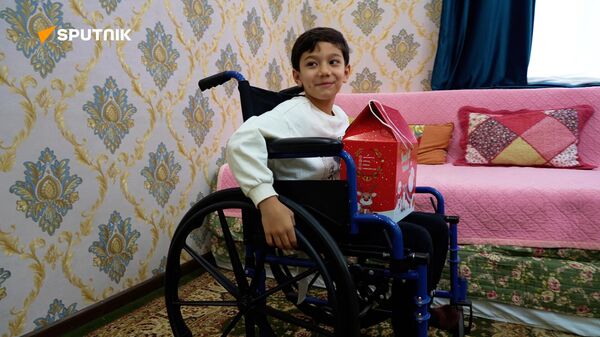 Как для детей Бектемирского общества инвалидов спасли Новый год  - Sputnik Узбекистан