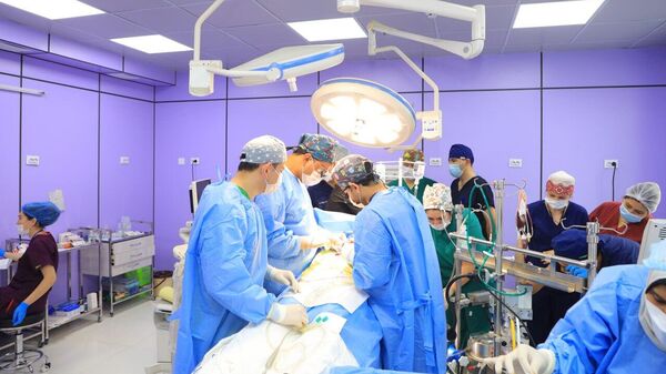 В Фергане хирурги из Кувейта проводят бесплатные операции  - Sputnik Ўзбекистон