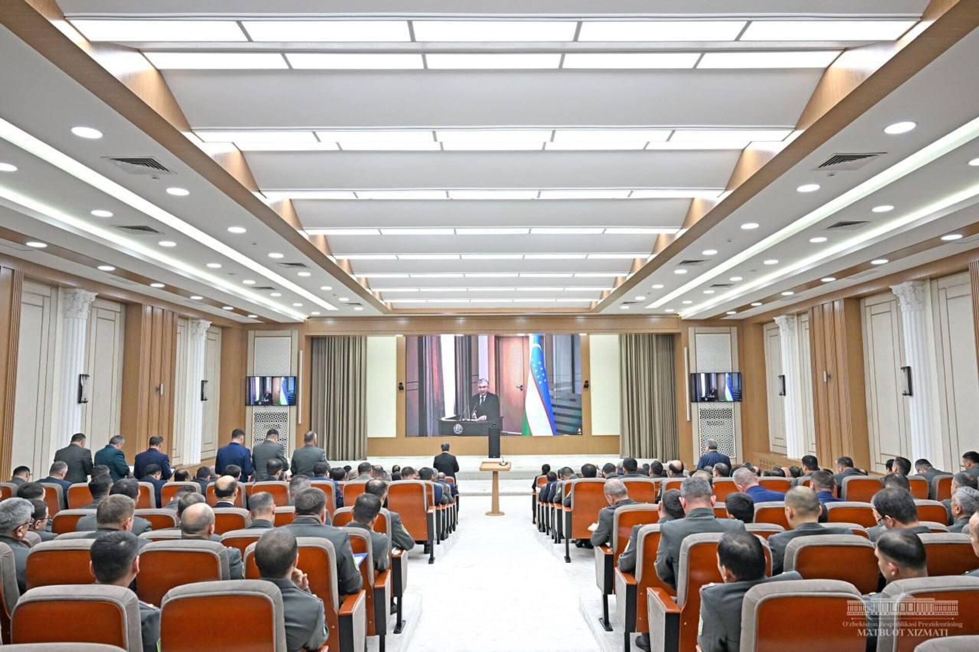 Президент Узбекистана провел расширенное заседание Совета безопасности - Sputnik Ўзбекистон, 1920, 13.01.2024