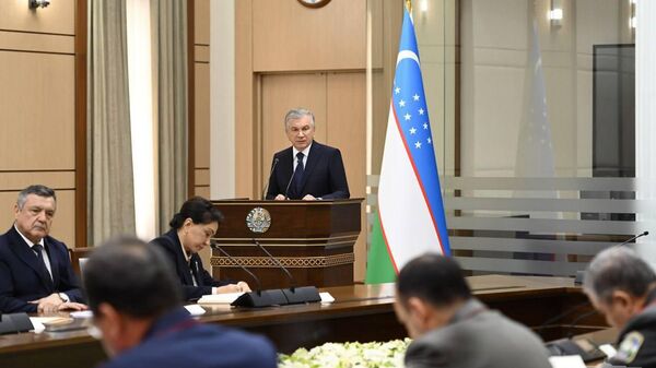 Президент Узбекистана провел расширенное заседание Совета безопасности - Sputnik Узбекистан
