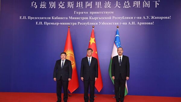 Sostoyalas vstrecha delegatsiy pravitelstv Uzbekistana – Kitaya – Kirgizstana - Sputnik O‘zbekiston