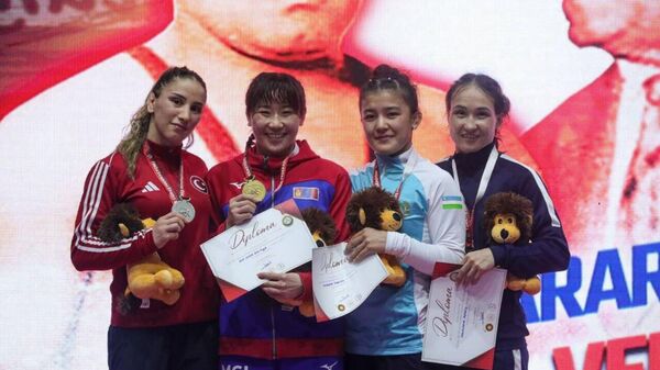 Борцы Узбекистана завоевали три медали на международном турнире в Турции - Sputnik Узбекистан