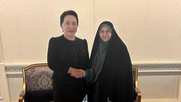  Между женскими организациями Узбекистана и Ирана будет налажено практическое сотрудничество  - Sputnik Узбекистан
