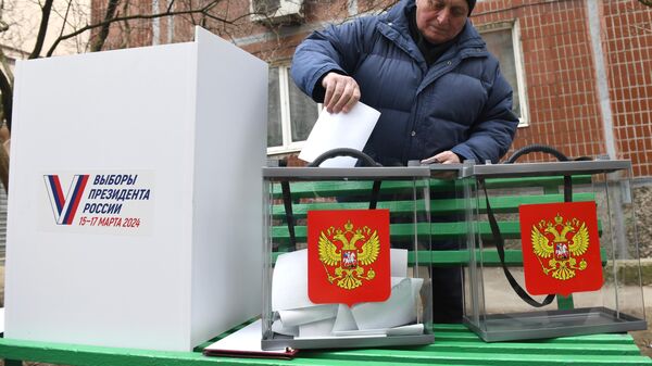 Досрочное голосование на выборах президента РФ началось в ДНР - Sputnik Ўзбекистон