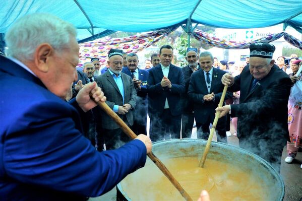 Празднование Навруза в Сурхандарьинской области - Sputnik Узбекистан