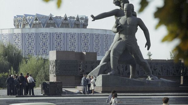 Монумент Мужество  - Sputnik Узбекистан