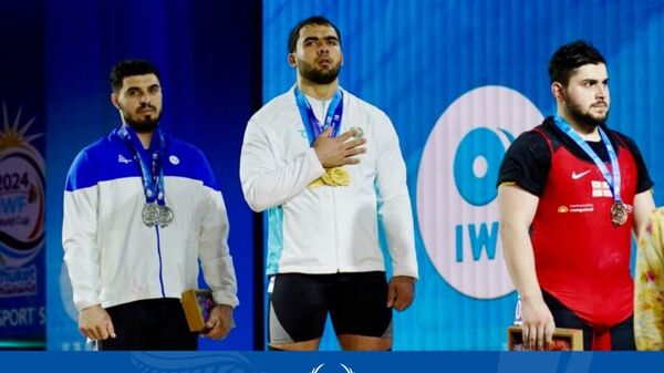 Сборная Узбекистана завоевала 3 золотых и 1 бронзовую медали на Кубке мира по тяжелой атлетике в Таиланде - Sputnik Ўзбекистон