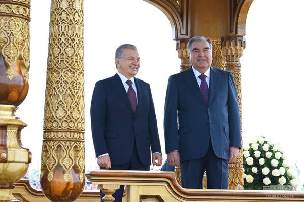 Президент Республики Узбекистан прибыл в Душанбе - Sputnik Узбекистан