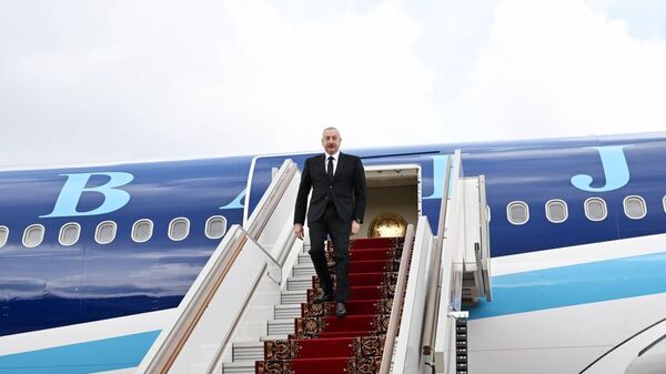 Президент Азербайджана Ильхам Алиев прибыл в Москву  - Sputnik Ўзбекистон