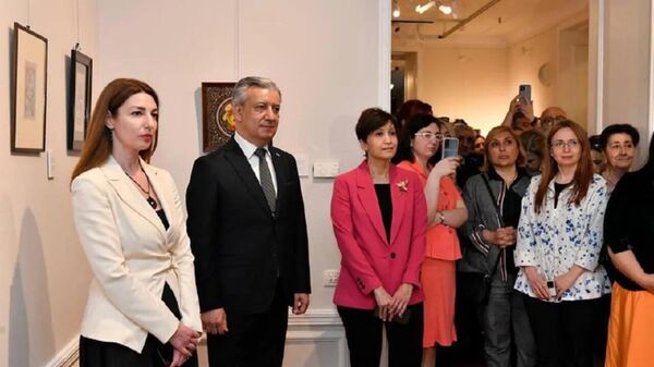 В Баку открылась выставка художников-миниатюристов Узбекистана - Sputnik Ўзбекистон