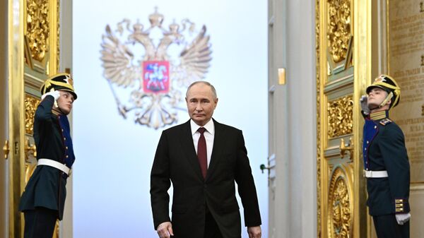 Rossiya prezidenti Vladimir Putinning inauguratsiyasi - jonli efir - Sputnik O‘zbekiston