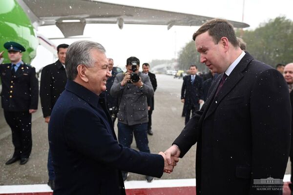 Prezident Uzbekistana pribil v Rossiyskuyu Federatsiyu - Sputnik O‘zbekiston