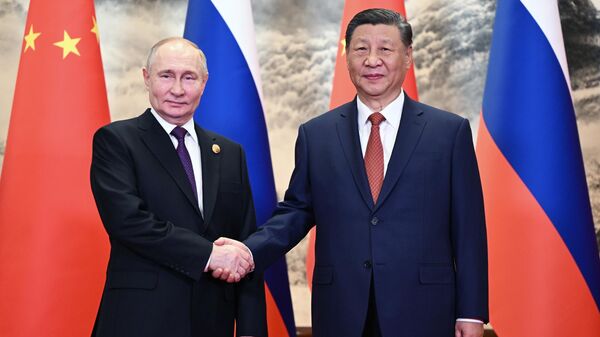 Президент Владимир Путин прибыл в Китай с официальным визитом - Sputnik Узбекистан