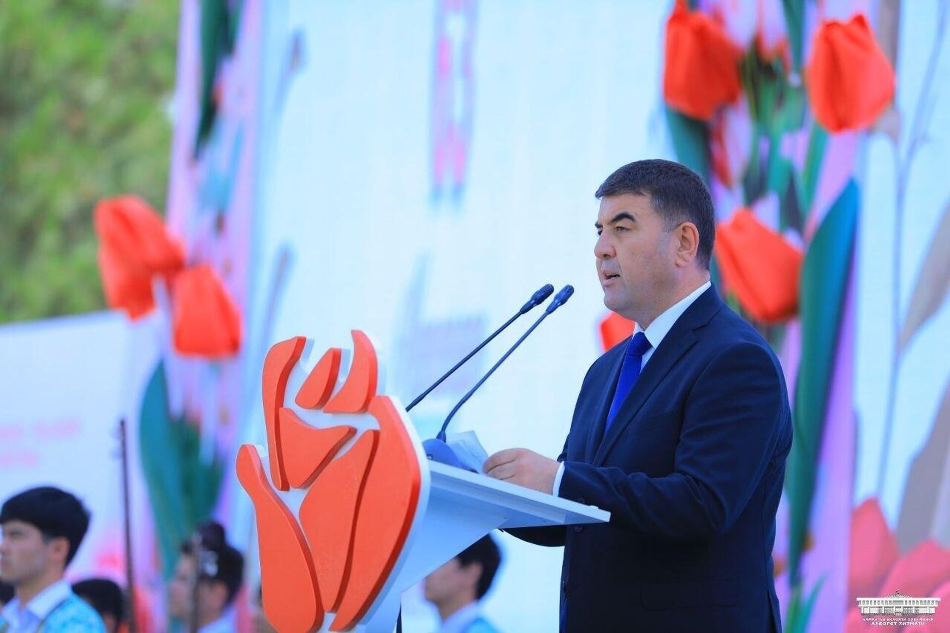 В Намангане стартовал фестиваль цветов - Sputnik Узбекистан, 1920, 19.05.2024