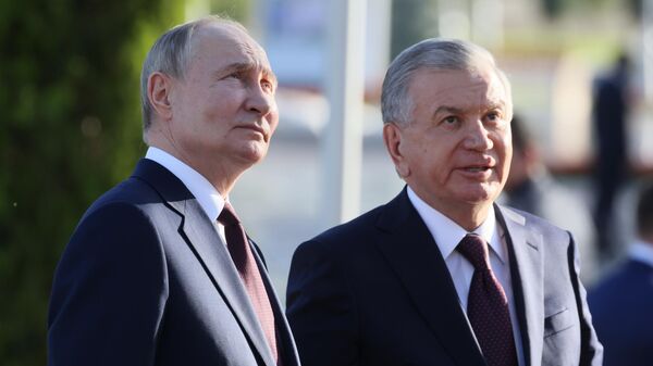 Glavnie itogi gosvizita Vladimira Putina v Uzbekistan — translyatsiya - Sputnik O‘zbekiston