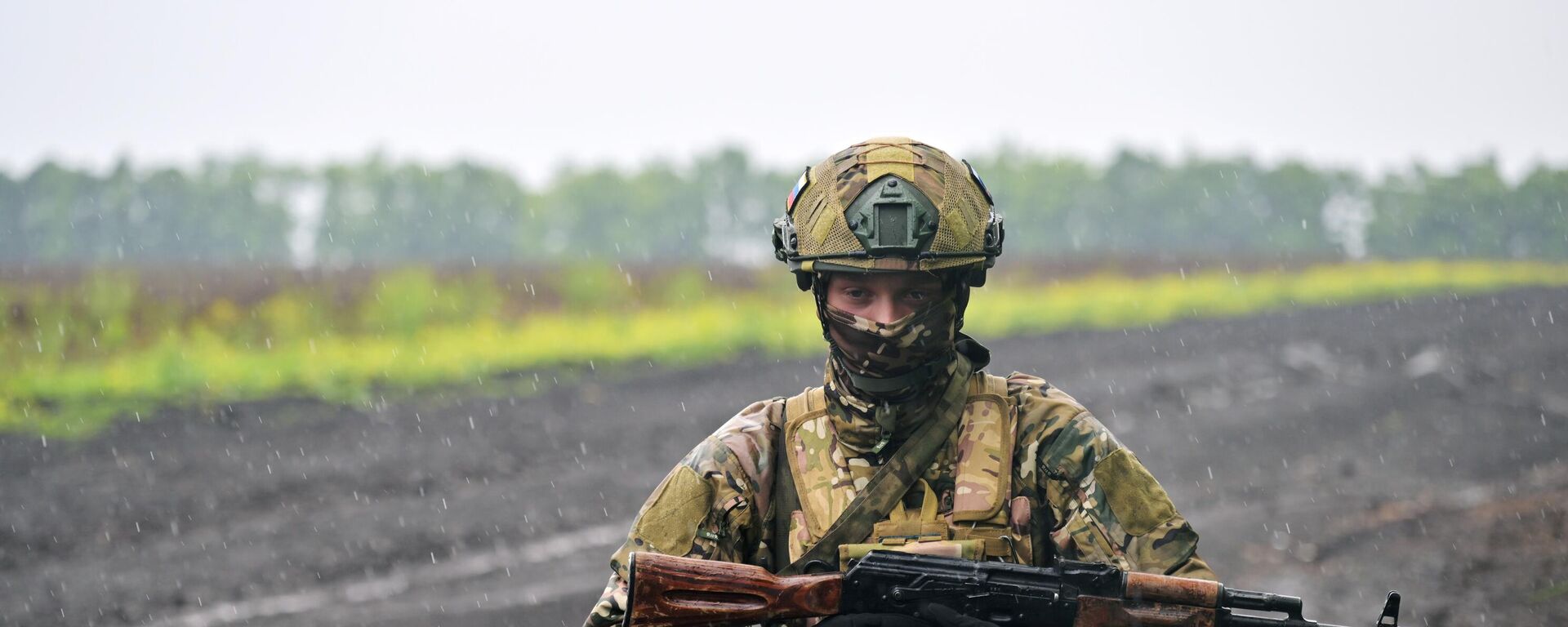 Rabota PVO gruppirovki voysk Zapad v zone spetsoperatsii - Sputnik O‘zbekiston, 1920, 23.11.2025