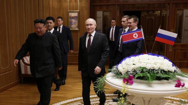 Дружественный государственный визит президента Владимира Путина в КНДР - Sputnik Узбекистан