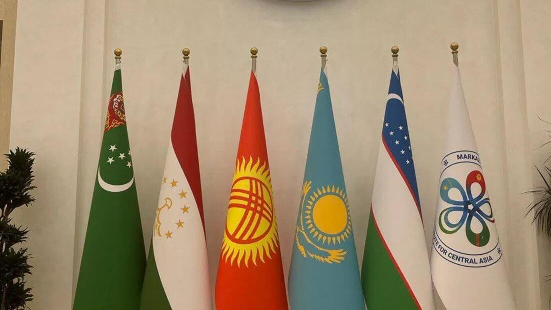 В Ташкенте состоится научно-практическая конференция Узбекистан - Кыргызстан: синергия стратегического партнерства - Sputnik Узбекистан, 1920, 07.07.2024