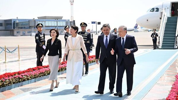 Президент Кыргызстана прибыл с государственным визитом в Узбекистан - Sputnik Ўзбекистон